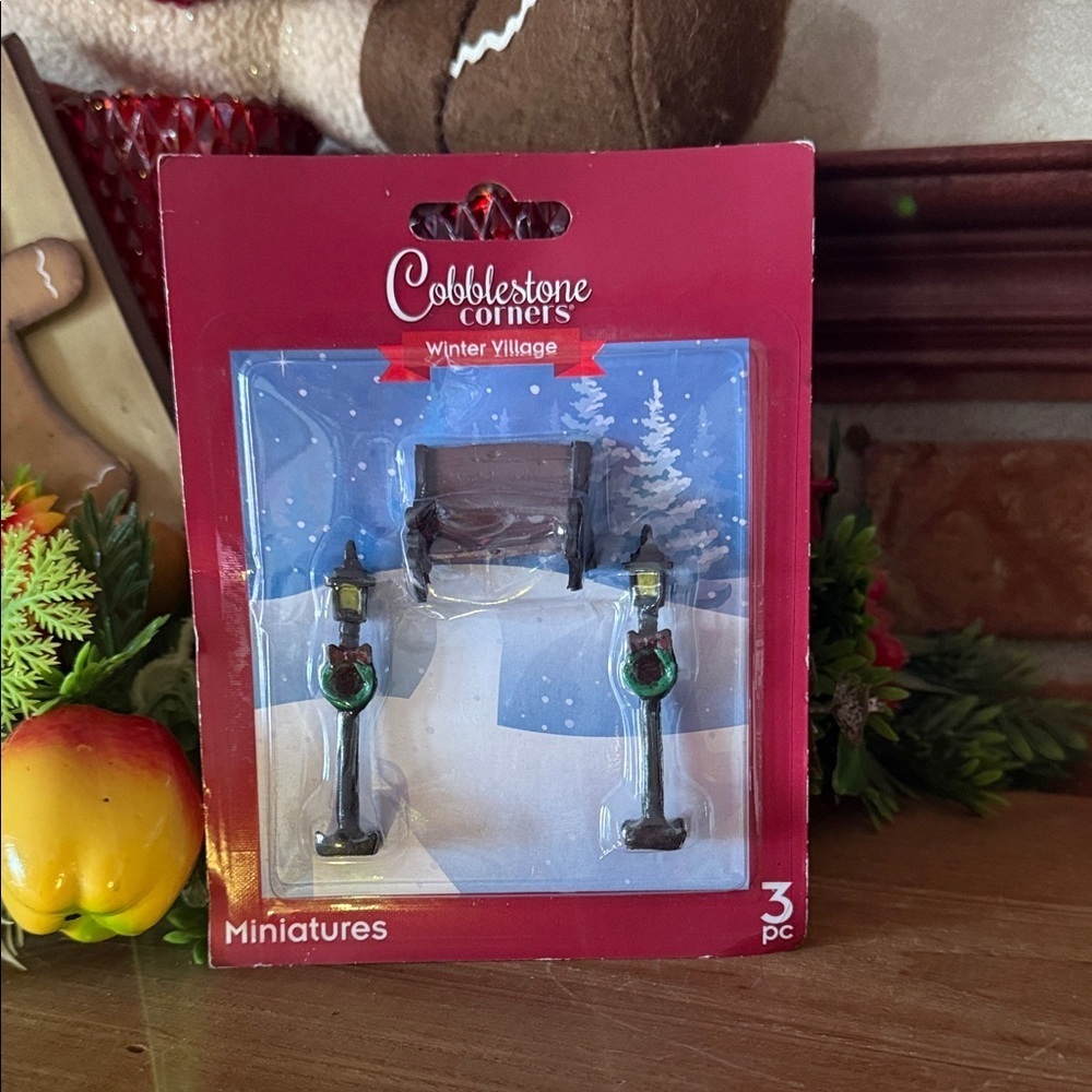 Cobblestone Corners Winter Village Miniatures